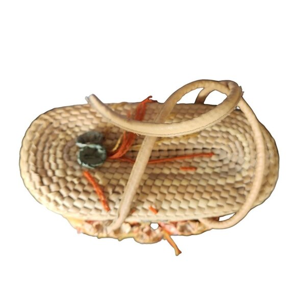 Vintage 60s 70 Woven Straw Raffia Beach Tote Market Bag Purse Yarn Floral Basket - Picture 3 of 16